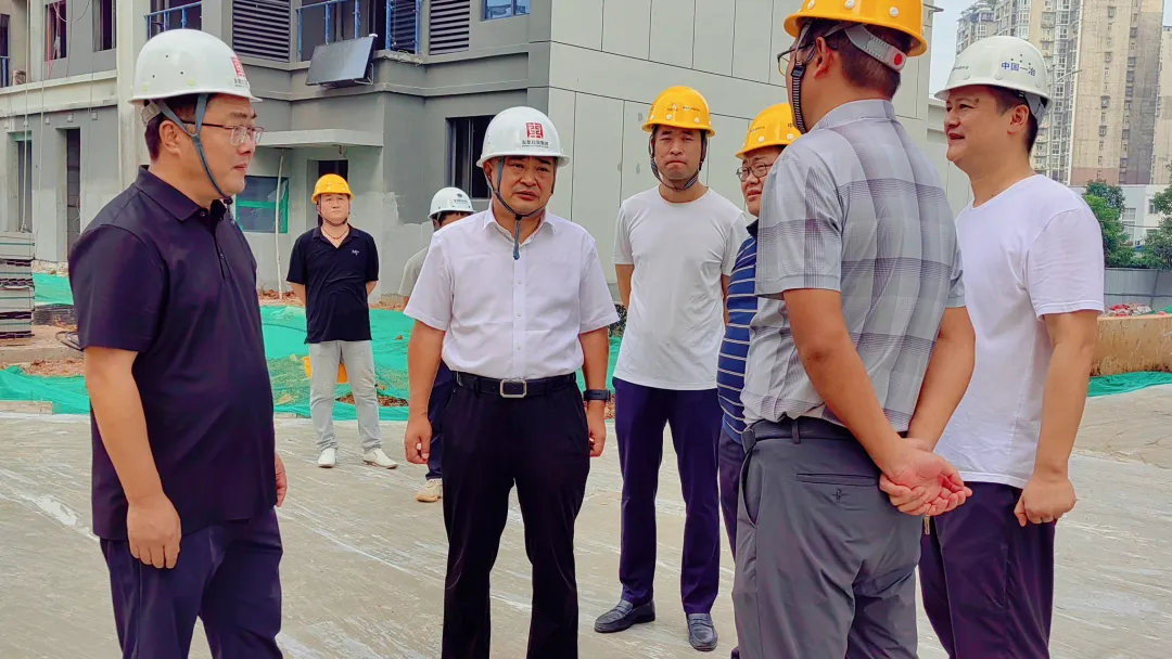 【集团动态】“双节”不打烊 一线督安全、促民生、稳运营